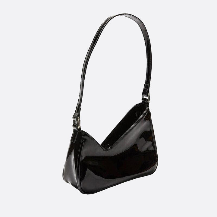 sac baguette noir vernis