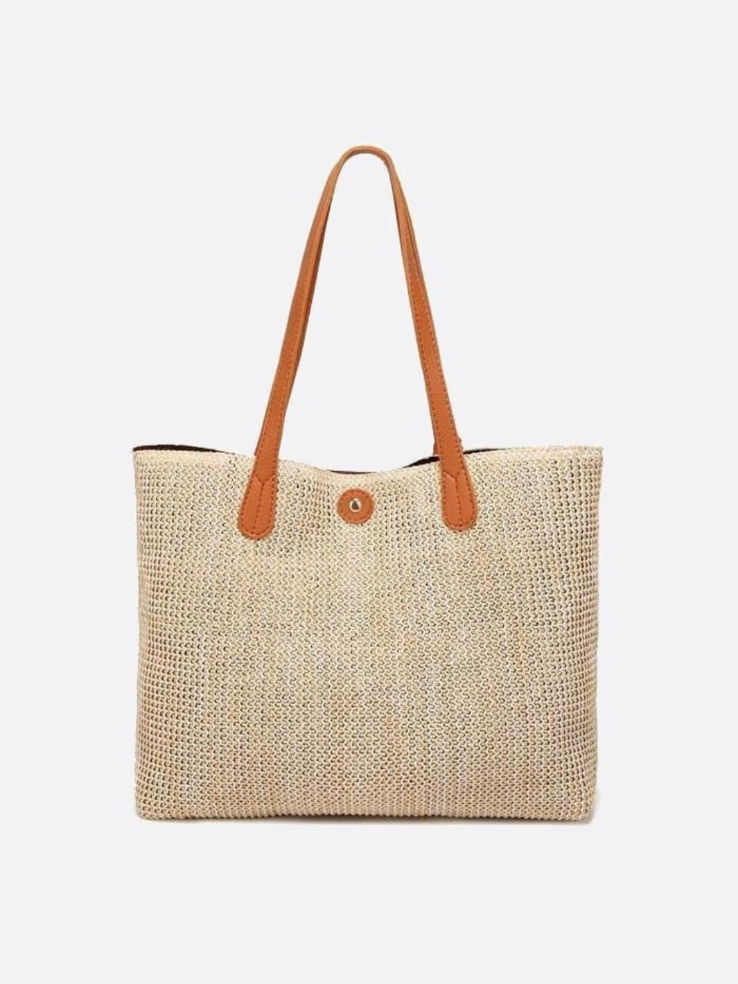 Straw tote bag with pompom