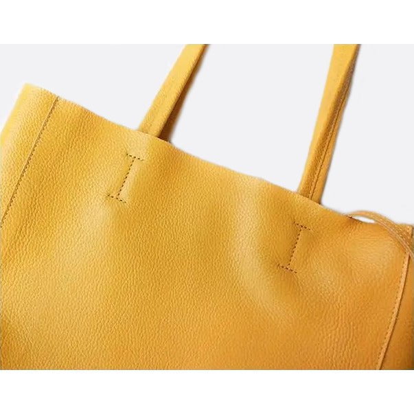 Vertical leather tote bag