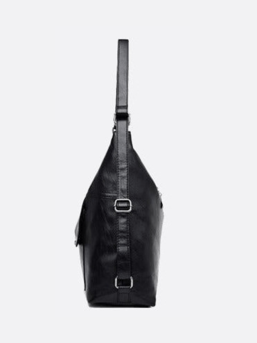 Leather shoulder bag convertible into a backpack