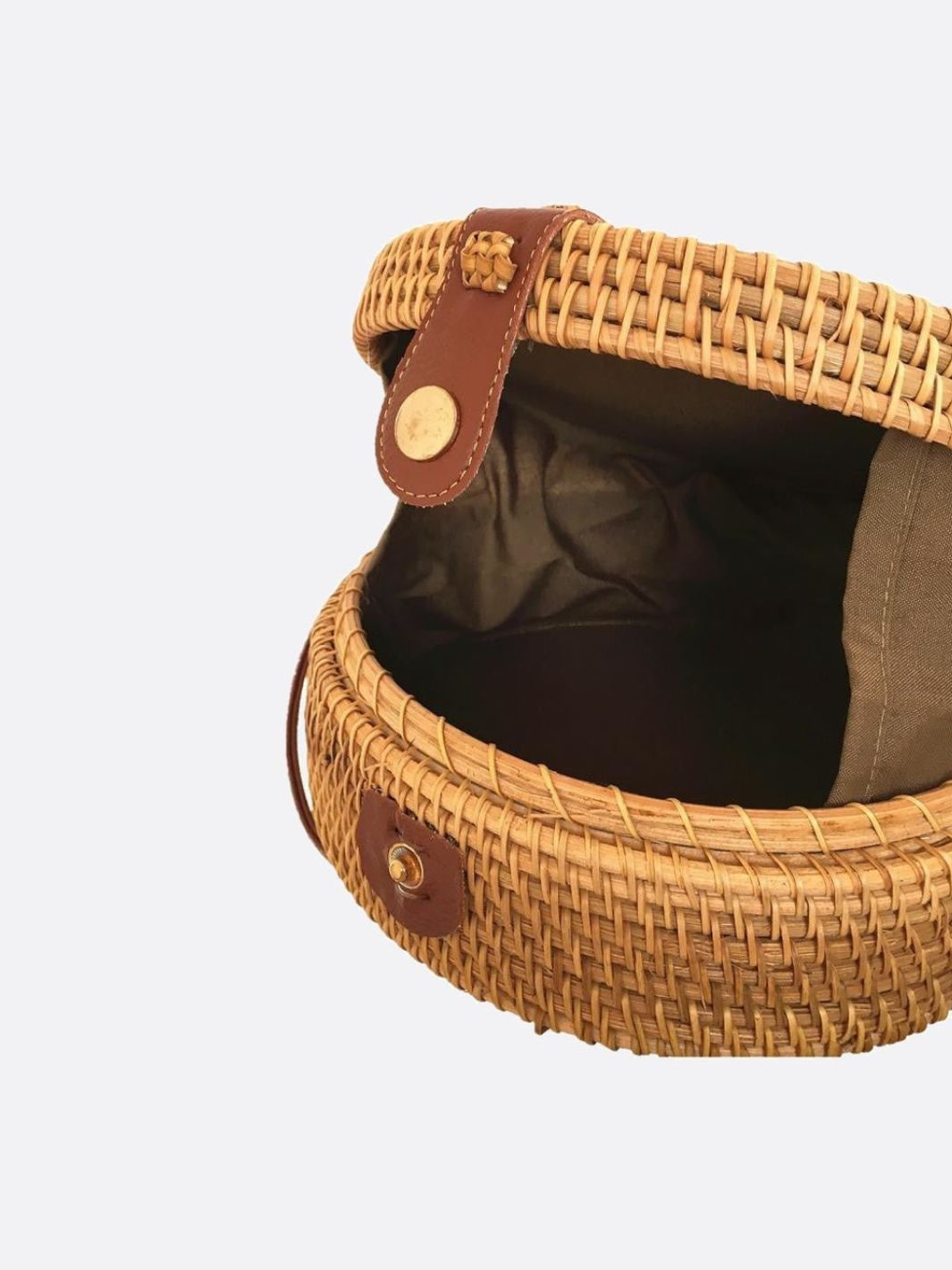 Woven rattan bag