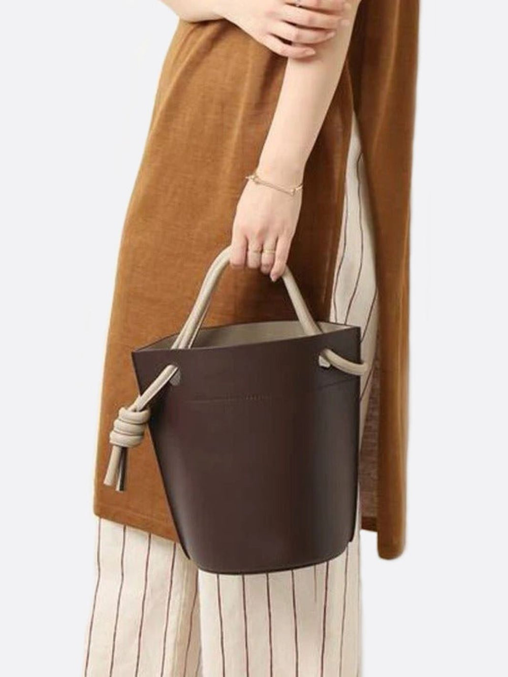 sac seau marron