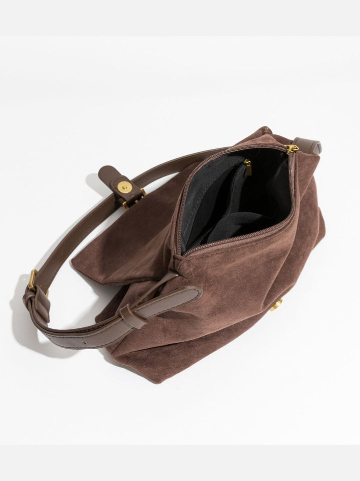 Trapeze shoulder bag